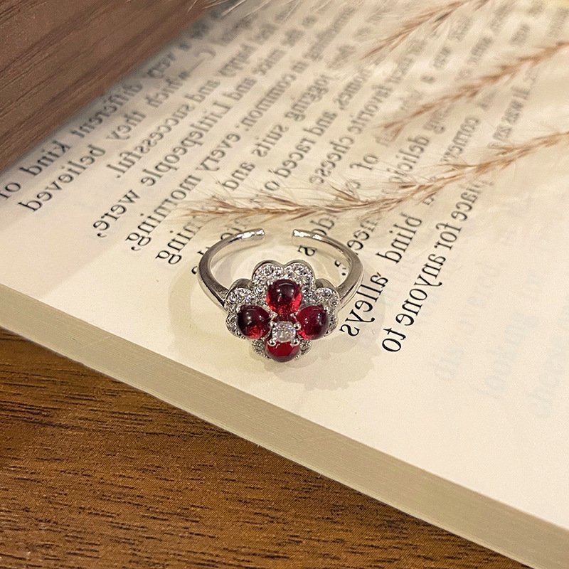 Minimalist Row Flower Series Open Ring, Sweet Fashion Floral High-end Temperament Finger Ring For Women - Image 6
