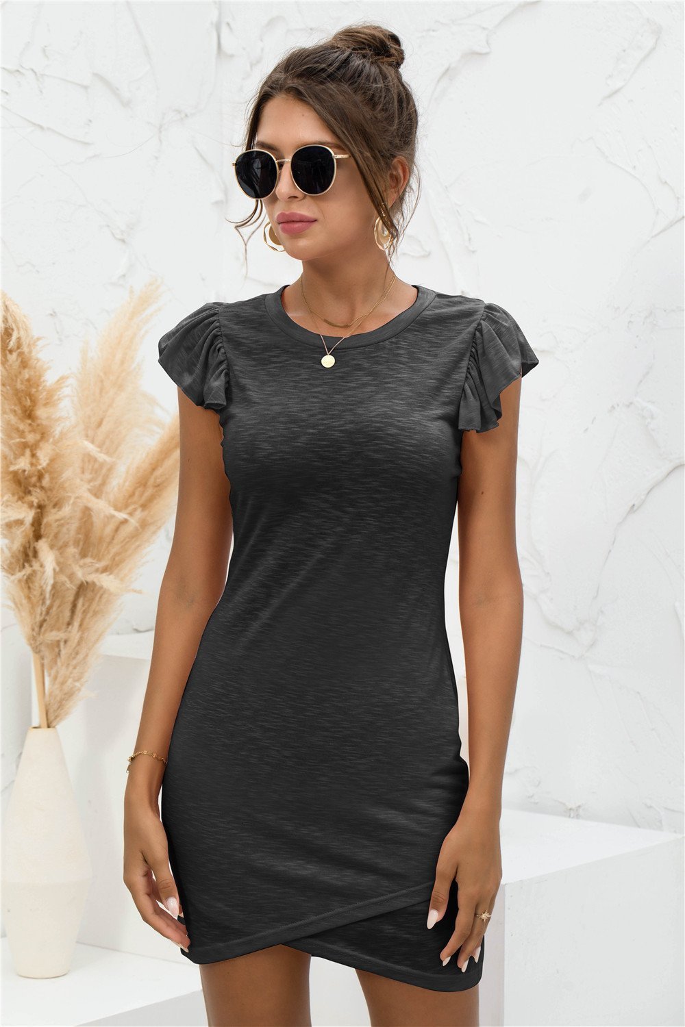 Ruffled Short-sleeved Cross Dress - Image 5