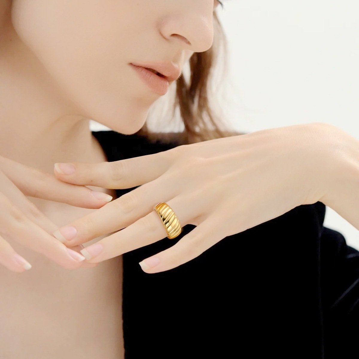 Popular Design Retro Style Fashionable Titanium Steel Ring For Women - Image 6